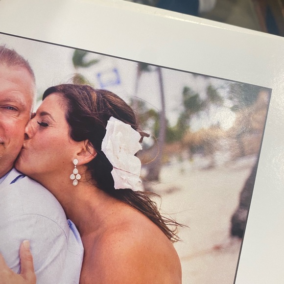 Kleinfeld Bird Cage veil with rhinestones and flower headpiece - Picture 5 of 6